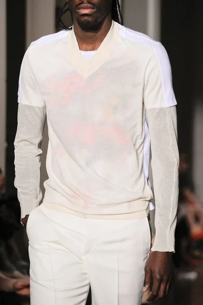 Look 8